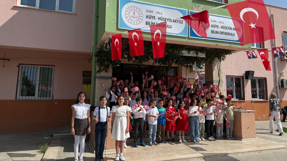23 Nisan Ulusal Egemenlik Çocuk Bayramını Törenle Kutladık